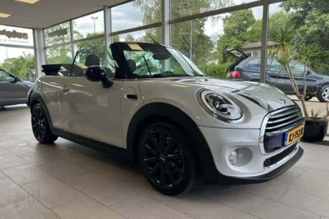 MINI Cabrio (2016) thumbnail 6