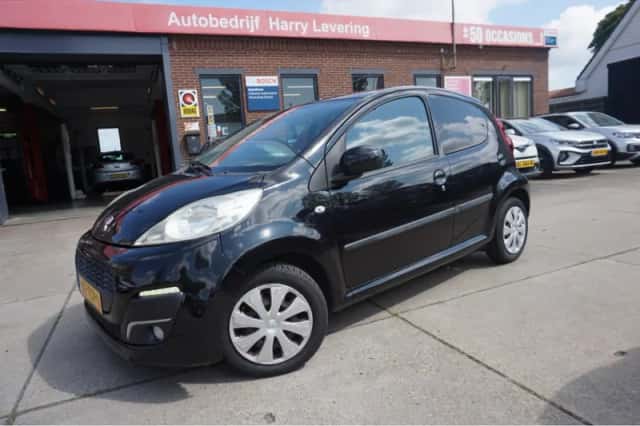 Peugeot 107 (2012) thumbnail 1