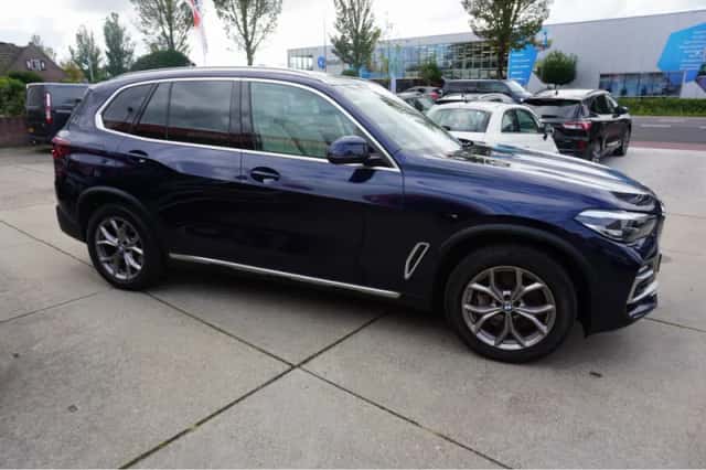 BMW X5 (2021) thumbnail 3