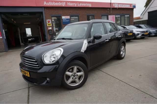 MINI Countryman (2013) thumbnail 1