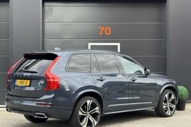 Volvo XC90 (2020) thumbnail 3