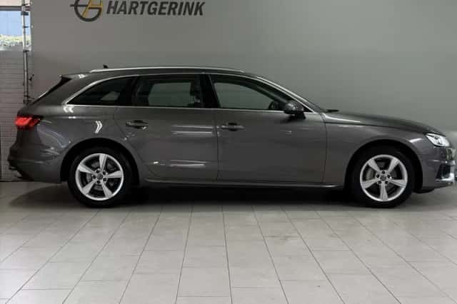 Audi A4 (2020) thumbnail 4
