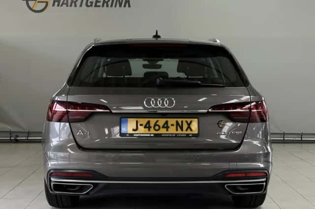 Audi A4 (2020) thumbnail 5