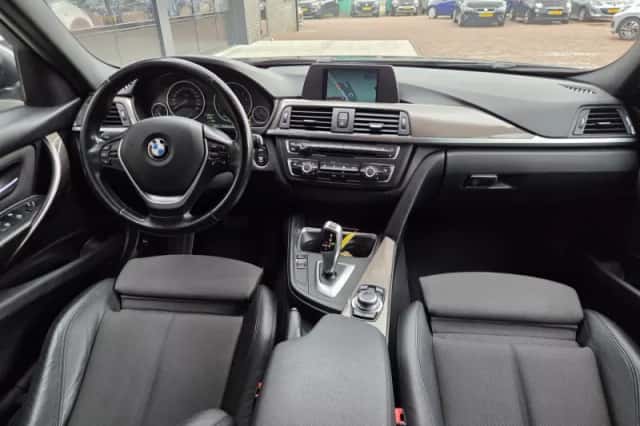 BMW 3-Serie (2013) thumbnail 3