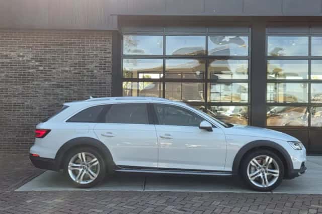 Audi A4 Allroad (2018) thumbnail 6