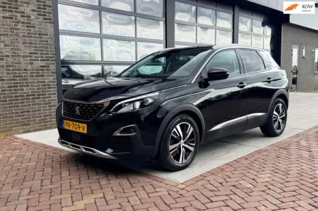 Peugeot 3008 (2017) thumbnail 1