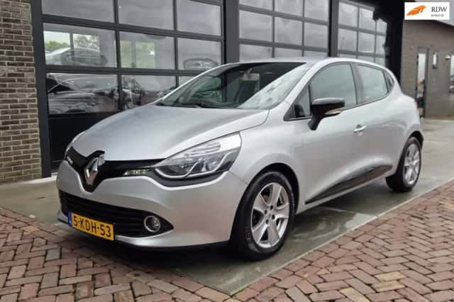 Renault Clio (2013) thumbnail 1