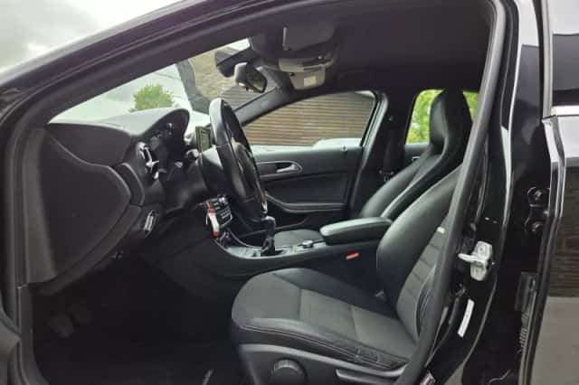 Mercedes-Benz A-Klasse (2013) thumbnail 5