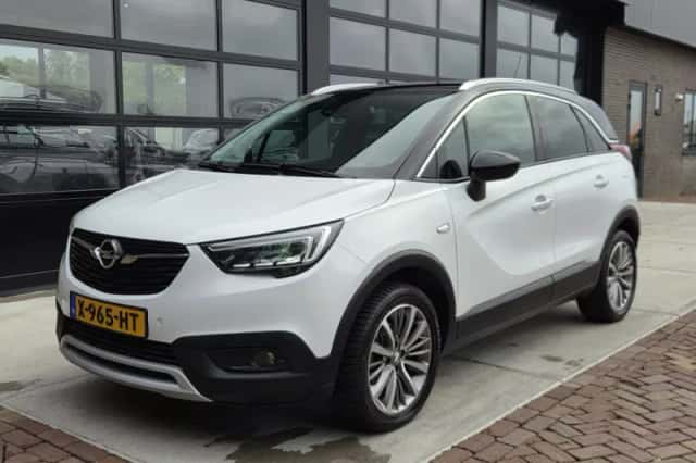 Opel Crossland X (2018) thumbnail 1
