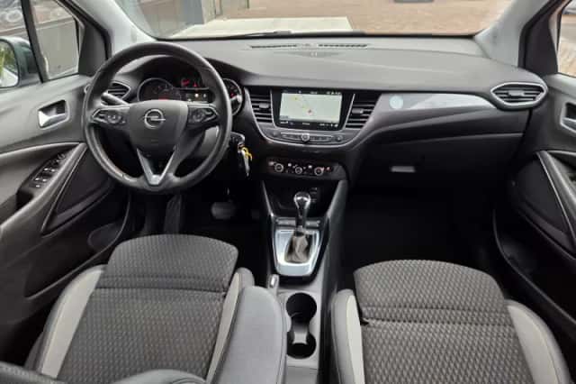 Opel Crossland X (2018) thumbnail 3