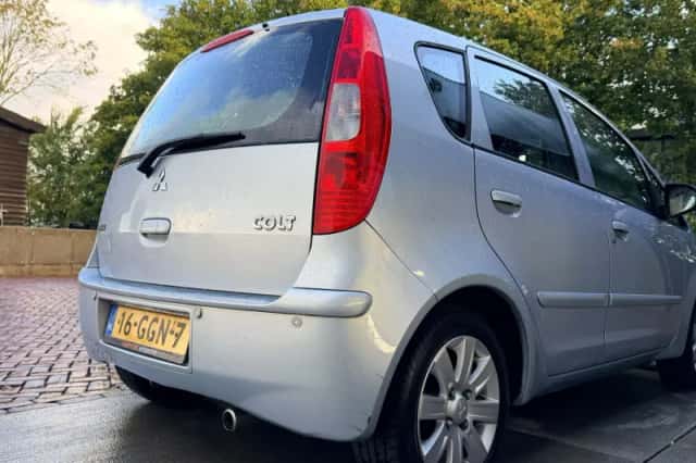 Mitsubishi Colt (2008) thumbnail 2