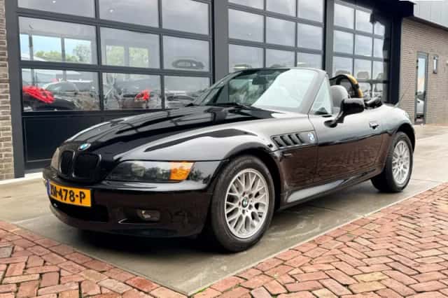 BMW Z3 (1996) thumbnail 1