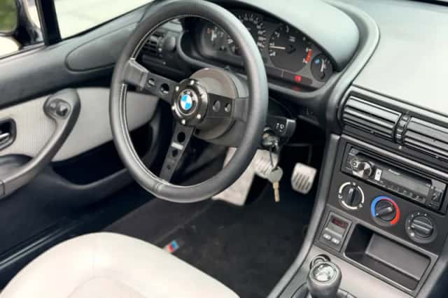 BMW Z3 (1996) thumbnail 3