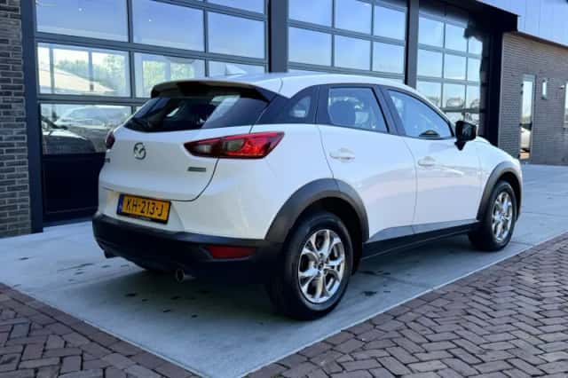 Mazda CX-3 (2016) thumbnail 2