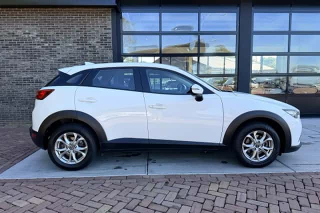 Mazda CX-3 (2016) thumbnail 6