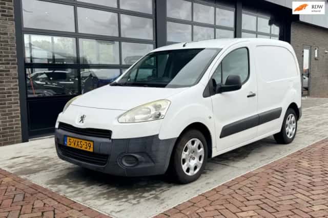 Peugeot Partner (2012) thumbnail 1