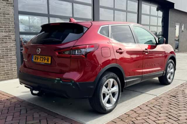 Nissan Qashqai (2018) thumbnail 2