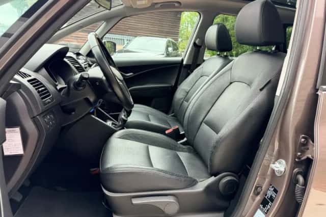 Hyundai ix20 (2014) thumbnail 4