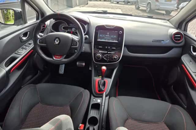 Renault Clio (2016) thumbnail 3