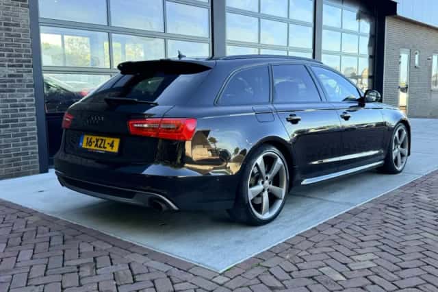 Audi A6 (2012) thumbnail 2
