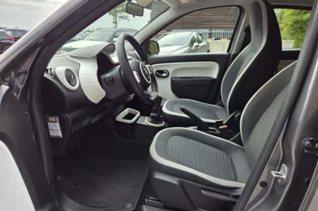 Renault Twingo (2016) thumbnail 4