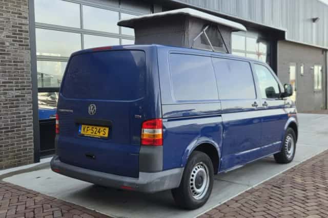 Volkswagen Transporter (2006) thumbnail 2