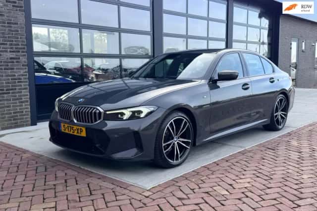 BMW 3-Serie (2023) thumbnail 1