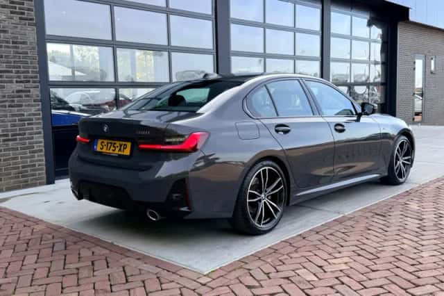 BMW 3-Serie (2023) thumbnail 2