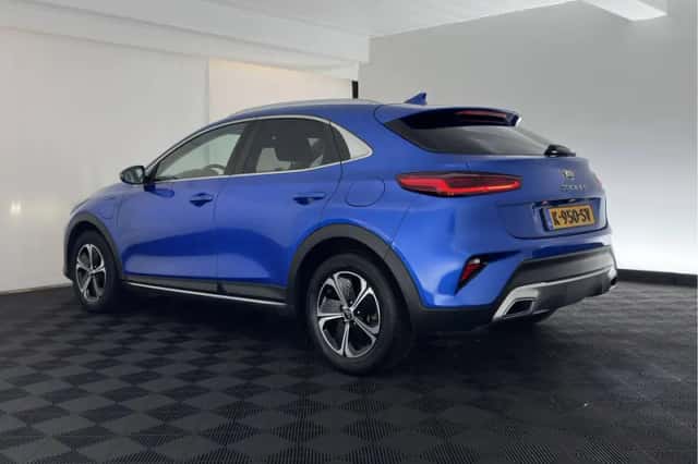 Kia XCeed (2021) thumbnail 5