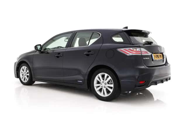 Lexus CT (2014) thumbnail 5