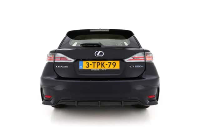 Lexus CT (2014) thumbnail 6