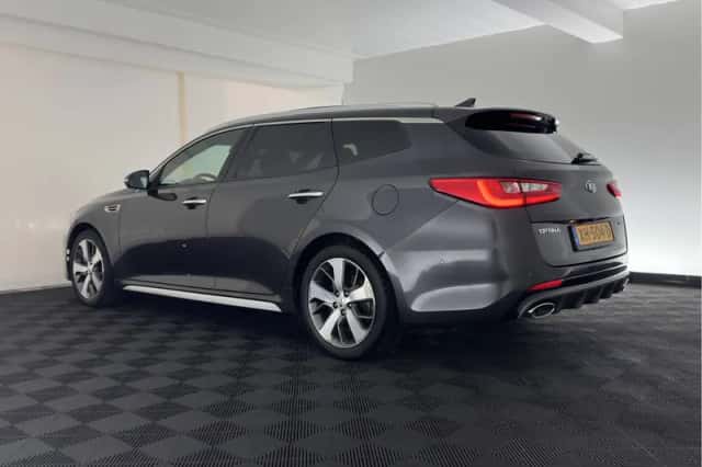 Kia Optima (2019) thumbnail 5