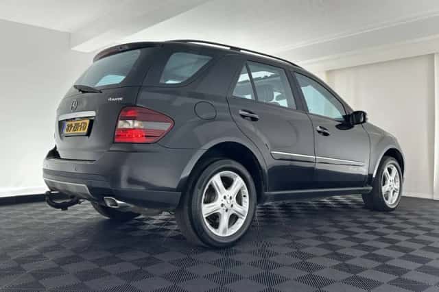 Mercedes-Benz M-Klasse (2008) thumbnail 6