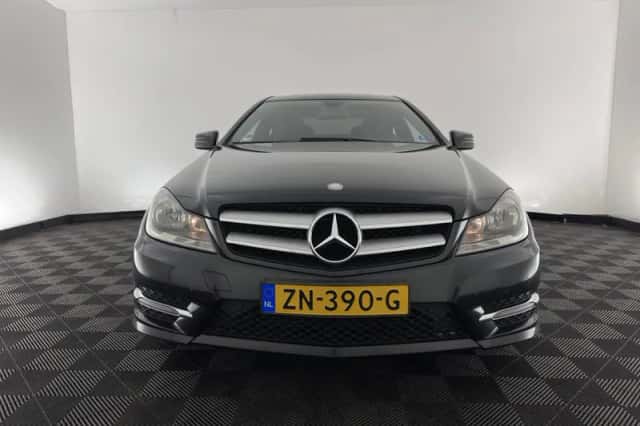 Mercedes-Benz C-Klasse (2014) thumbnail 3