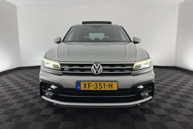 Volkswagen Tiguan (2019) thumbnail 3