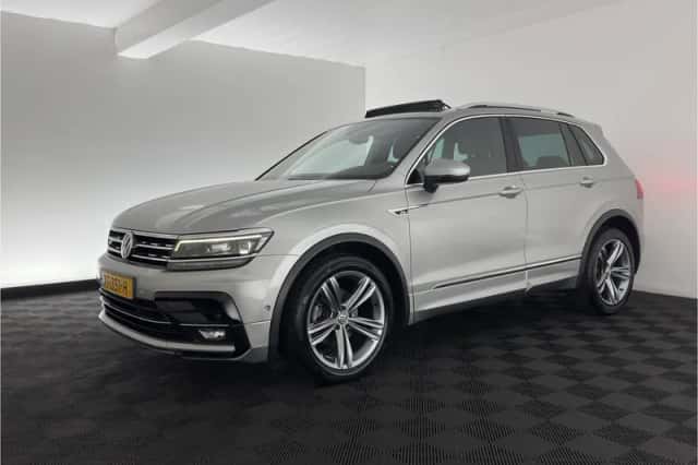 Volkswagen Tiguan (2019) thumbnail 4