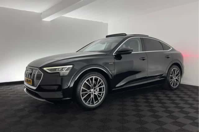 Audi e-tron Sportback (2021) thumbnail 4