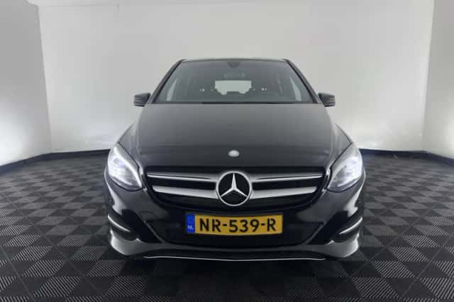 Mercedes-Benz B-Klasse (2017) thumbnail 3