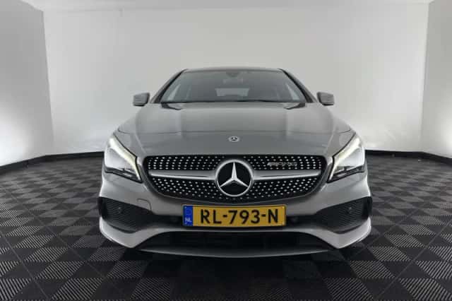 Mercedes-Benz CLA-Klasse (2018) thumbnail 3