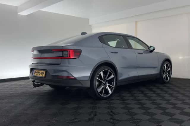 Polestar 2 (2022) thumbnail 5