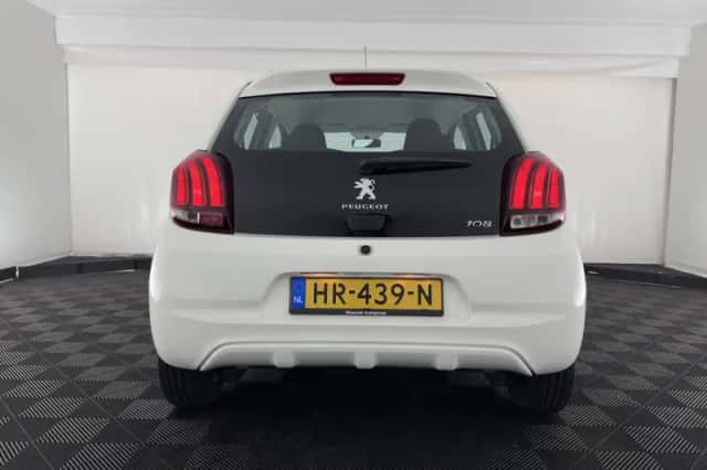 Peugeot 108 (2015) thumbnail 6