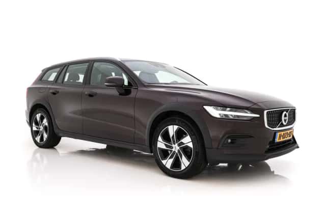 Volvo V60 (2020) thumbnail 1