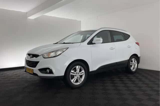 Hyundai ix35 (2011) thumbnail 4