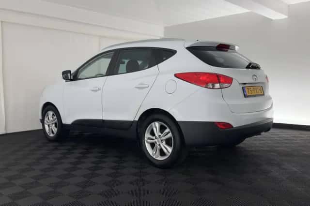 Hyundai ix35 (2011) thumbnail 5