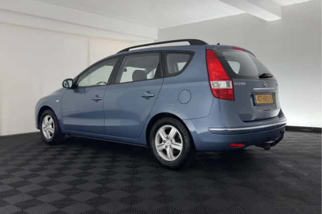 Hyundai i30 (2009) thumbnail 5