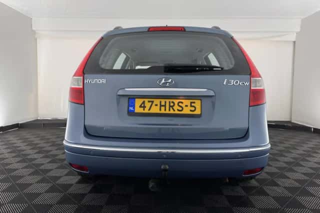 Hyundai i30 (2009) thumbnail 6