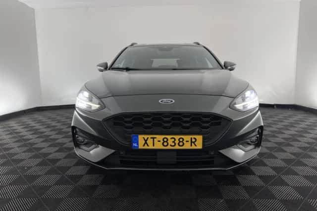 Ford Focus (2019) thumbnail 3