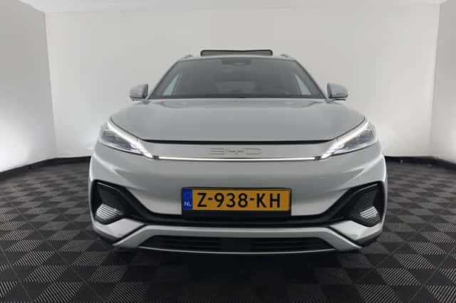 BYD Atto 3 (2024) thumbnail 3