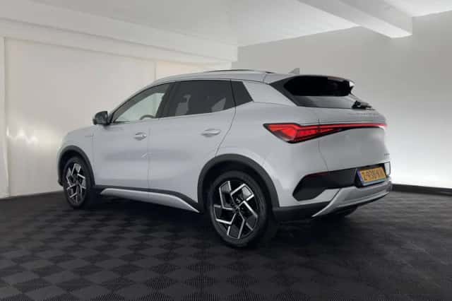 BYD Atto 3 (2024) thumbnail 5