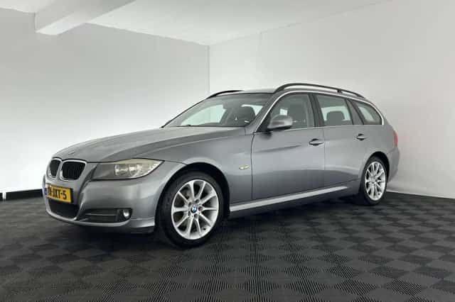 BMW 3-Serie (2009) thumbnail 3